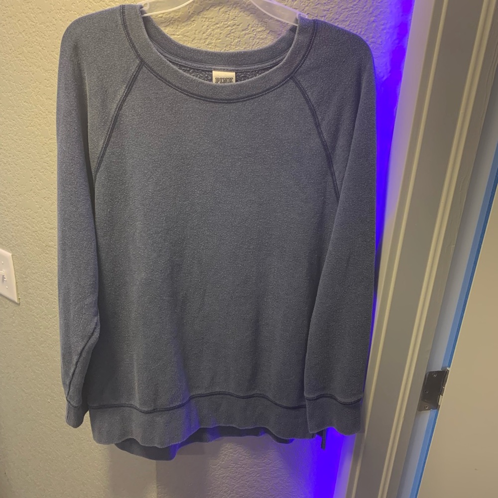 Over size sweatshirt. Size medium. Brand Pink. Color blue